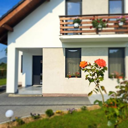 Eco Familia Hotel Pojoga Eksteriør billede