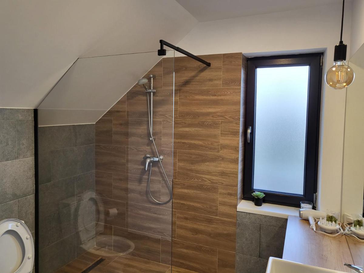 Eco Familia Hotel Pojoga Eksteriør billede
